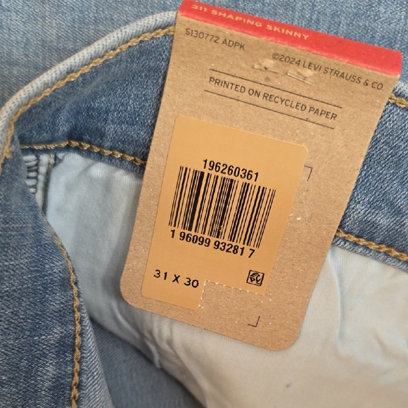 Levi's Size 31x30 311 Shaping Mid-Rise Smoothing Tummy Panel Skinny Jeans NEW - Picture 6 of 14